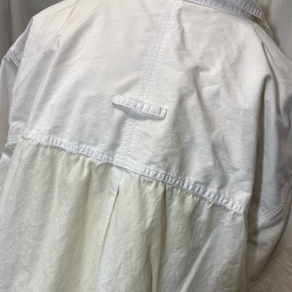 Clementine 2X white shirtsleeve button down collared shirt with pockets. - Picture 7 of 9